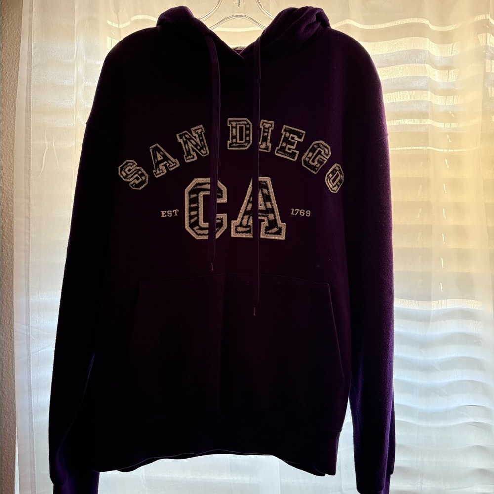Purple Pullover Hoodie with San Diego Print